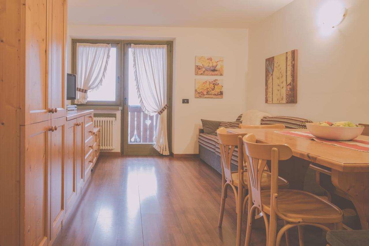 마돈나 디 캄필리오 Rta Torre Del Brenta 아파트 호텔 외부 사진