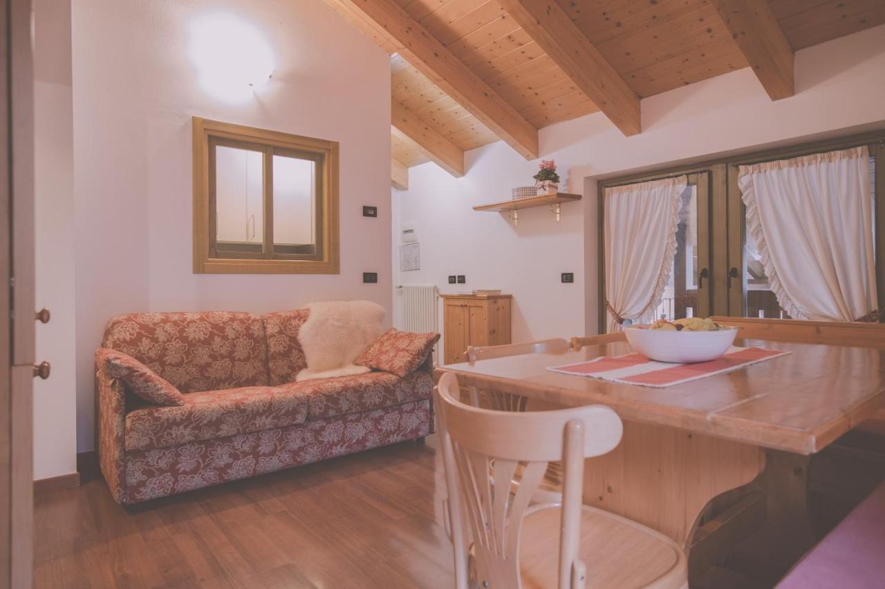 마돈나 디 캄필리오 Rta Torre Del Brenta 아파트 호텔 외부 사진