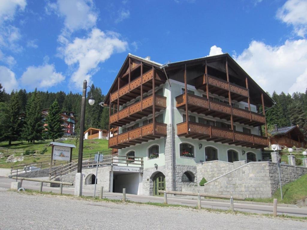 마돈나 디 캄필리오 Rta Torre Del Brenta 아파트 호텔 외부 사진